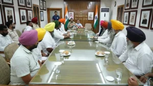 Kuldeep Singh Dhaliwal, the Aam Aadmi Party (AAP) MLA from Ajnala, met with Punjab Governor Gulab Chand
