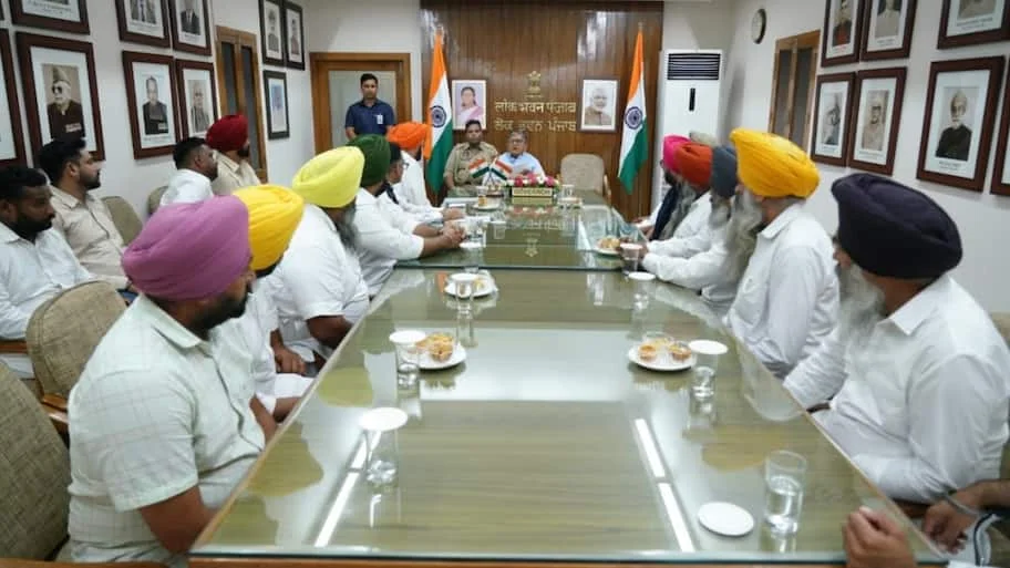 Kuldeep Singh Dhaliwal, the Aam Aadmi Party (AAP) MLA from Ajnala, met with Punjab Governor Gulab Chand