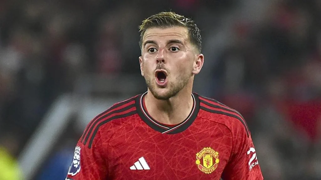 Carrick cautious after Mount's injury scare in PSG friendly: Injury impact and next steps