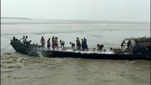 Video: 2 Missing After Boat Carrying 21 Overturns In Bihar