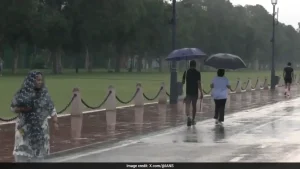 The India Meteorological Department (IMD) has issued a red alert for the capital, warning of lightning