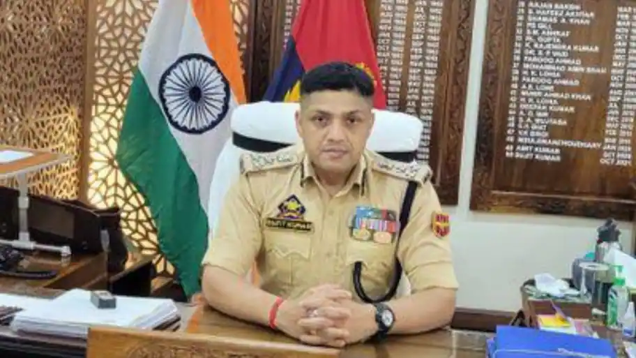 I want to assure the masses that the Kashmir Police is always there for you