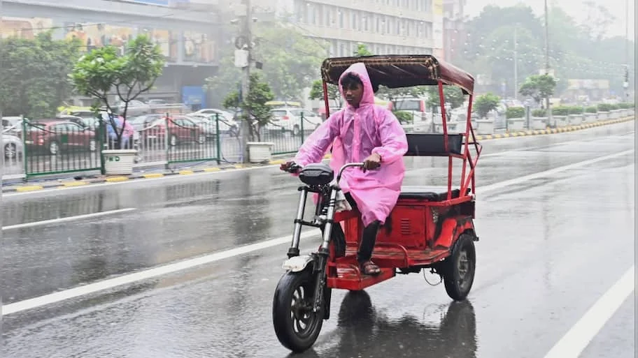 Climate and weather science briefing: Delhi-NCR braces for heavy rain ahead of Independence Day as air