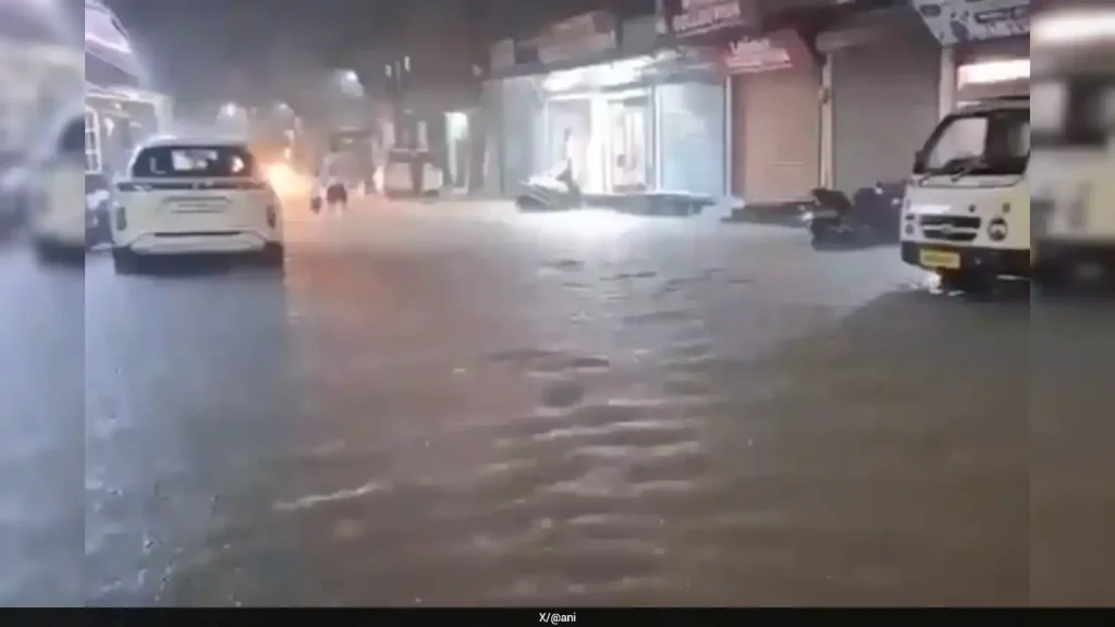 Continuous rainfall in the hilly areas of Uttarakhand's Garhwal division has disrupted normal life