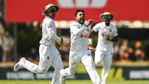 32 matches, 100 wickets, best innings of 5/61, best match of 8/171, 3 five wicket hauls, 0 ten wicket