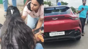 The victim, Bharati Mukhi, from Mayurbhanj in Odisha, was crossing the road to return to work when