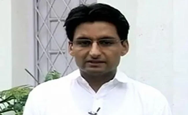 Punjab Congress President Amarinder Singh Raja Warring had also reacted to Deepender Hooda's statement