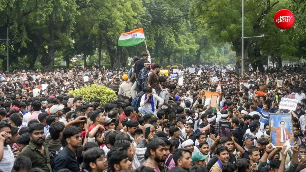 Students in Jharkhand protesting against the alleged irregularities in recruitment exams suspended