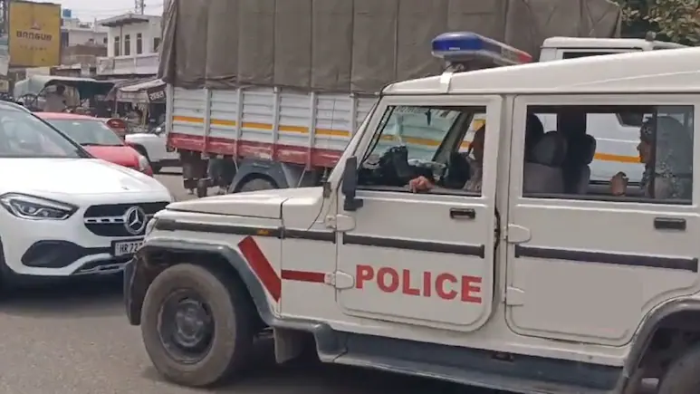 Two Myanmar nationals were detained by a joint team of the Assam Rifles and Arunachal Pradesh