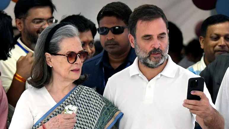 Congress leaders Rahul Gandhi and Sonia Gandhi have filed their written response in the Delhi