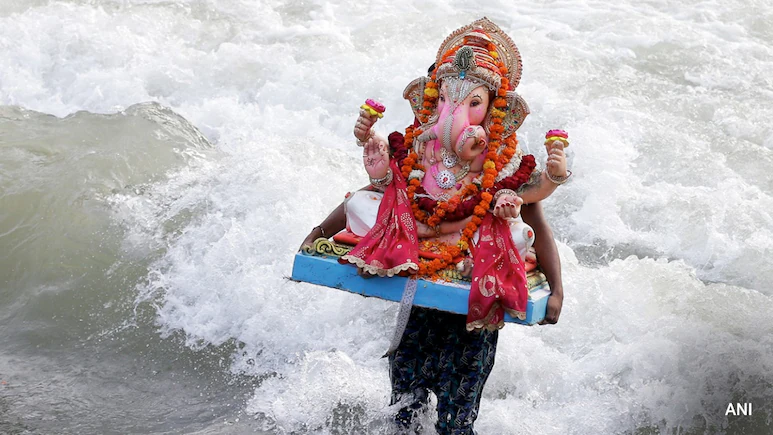 Man Electrocuted During Ganesh Idol Immersion In Mumbai
