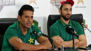 Former Pakistan coach Jason Gillespie said Friday chairman of selectors Aaqib Javed needs