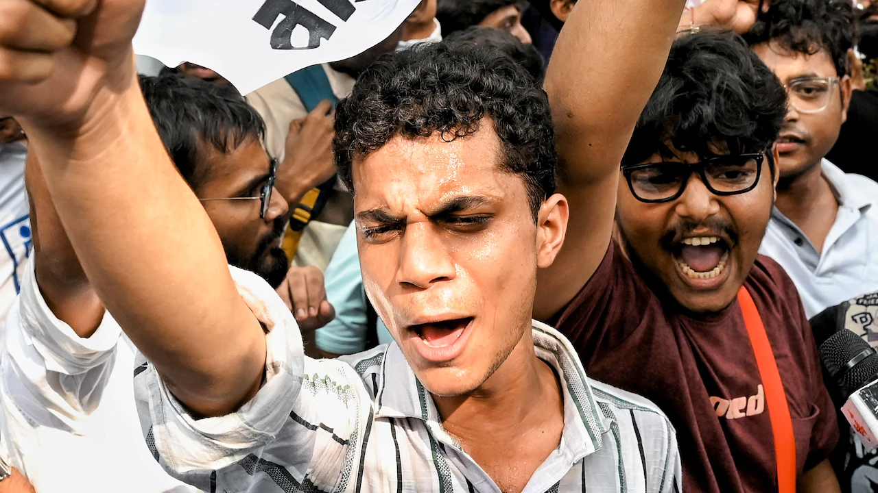 Students' Body AISA Protests At Jantar Mantar, Demands Gyanesh Kumar's Arrest