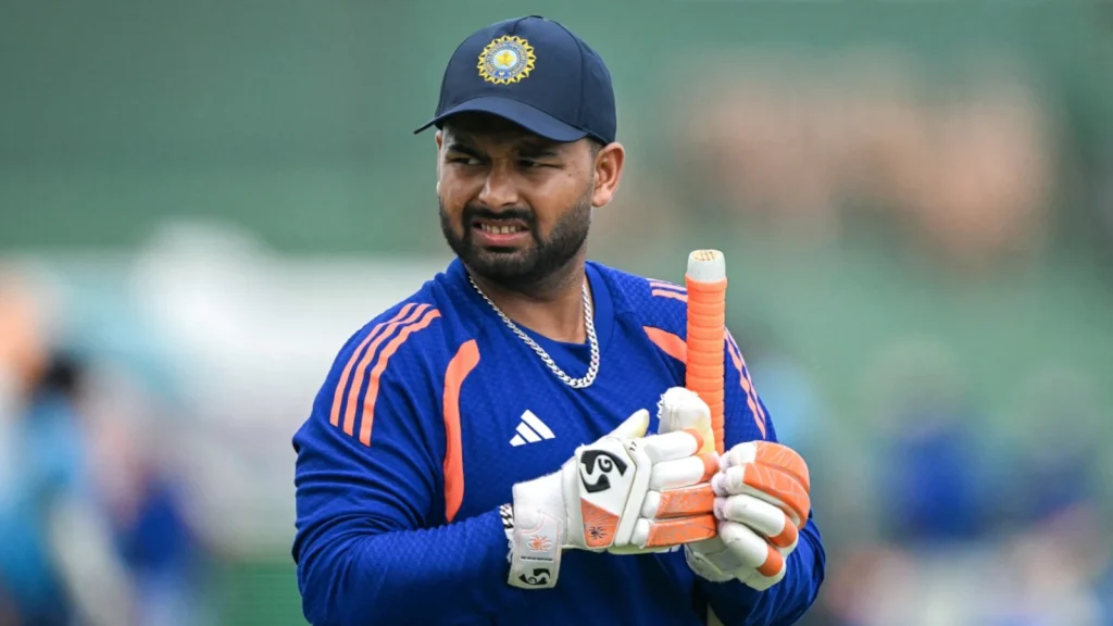 Indian cricketer Rishabh Pant has urged fans across the country to rally behind the Indian