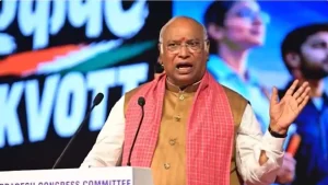 Congress President Mallikarjun Kharge echoed these concerns, stating that party workers