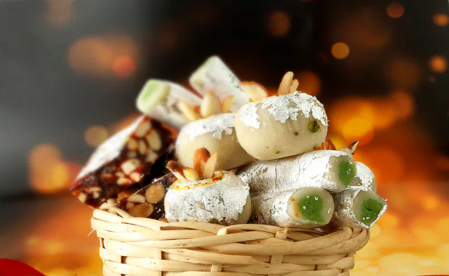 Uttar Pradesh Food Safety and Drug Administration Department has mandated that a "Use by Date"