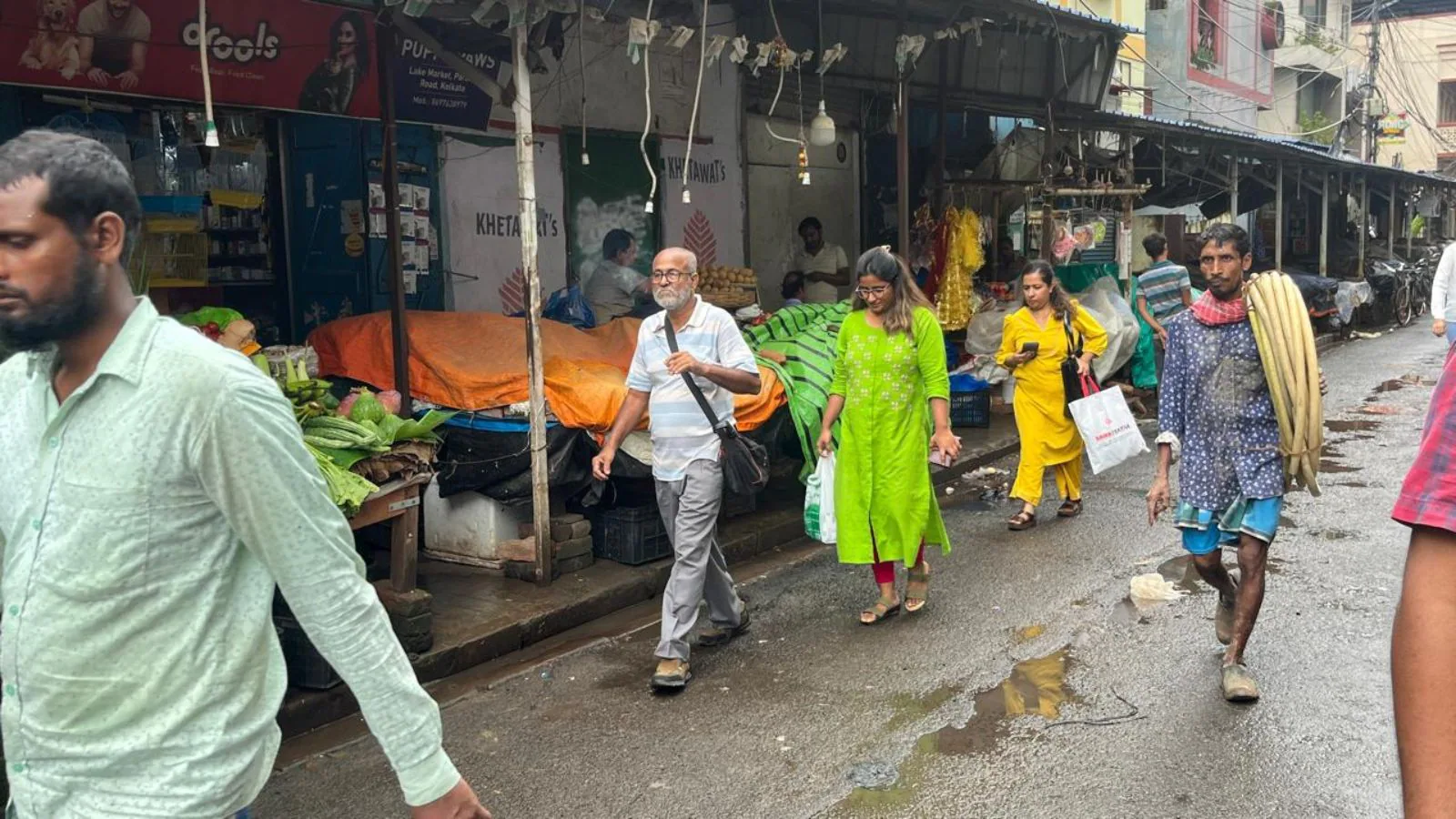 Encroachment is a major issue in Hogg Market, a massive market complex and an iconic shopping