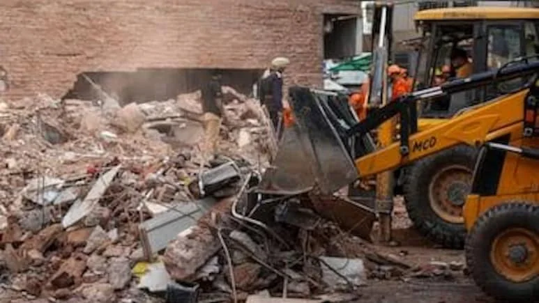 Delhi Building Collapse Victim's Family Donates His Corneas — Gift Amid Grief