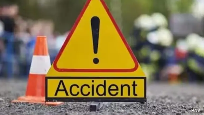 8 Killed As Car Rams Into Parked Lorry In Kerala's Thrissur