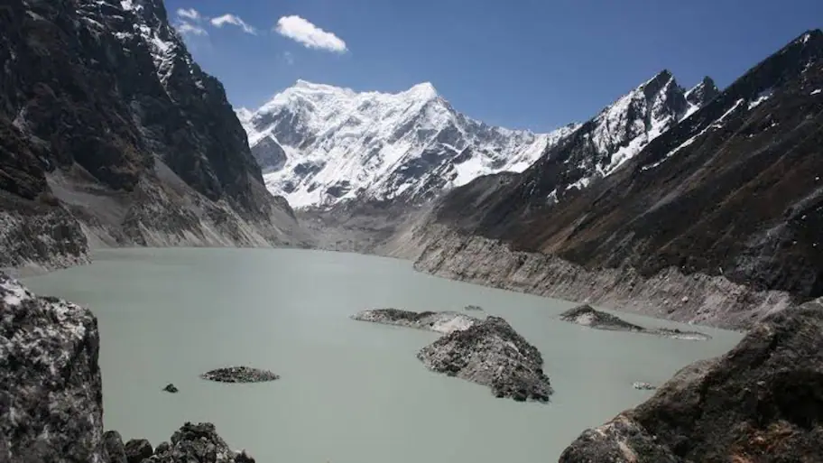 A recent Glacial Lake Outburst Flood (GLOF) near the Nepal-China border has led scientists