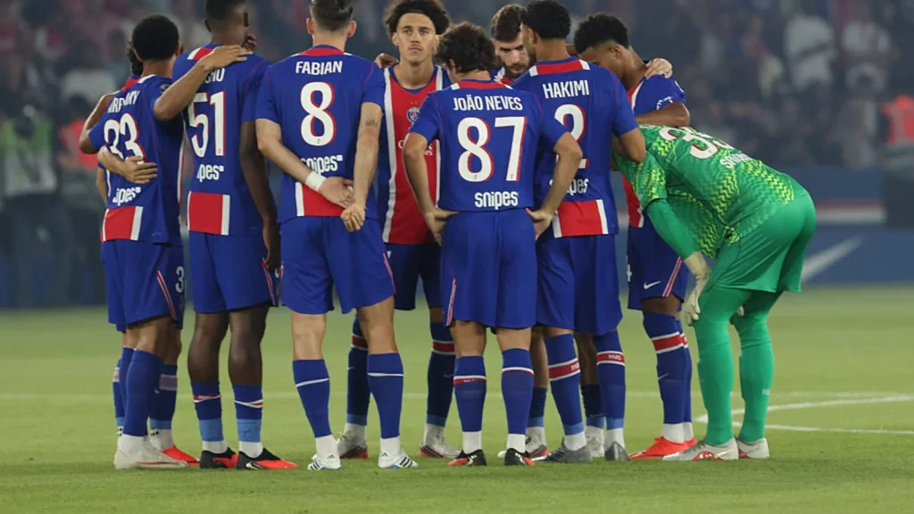 Paris Saint-Germain's slow start to the French season continued on Friday as the reigning