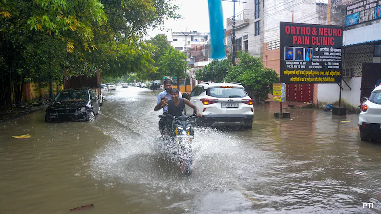 Heavy rain and thunderstorms over the past 48 hours damaged 117 houses in the state, government