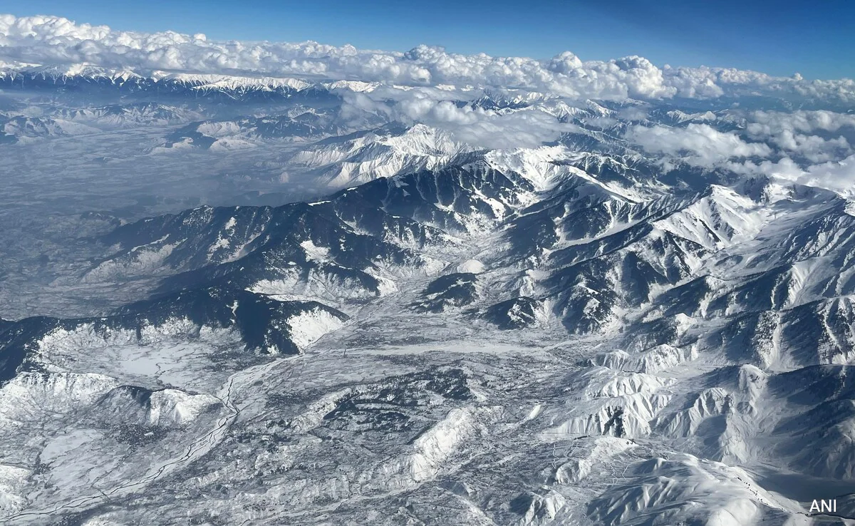 Questions Over Closing Glacier Research Facilities Amid Himalayan Threat