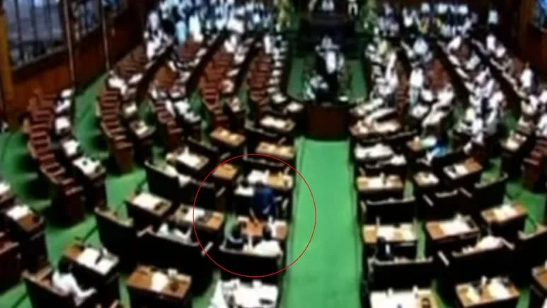 Karnataka Congress MLA Alleges Threat From Party Leader — "Will Deal With You"