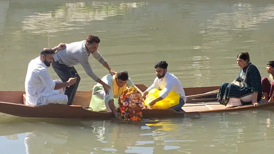 During the Ganesh Chaturthi festivities, Kashmiri Pandits in Srinagar participated in Ganpati