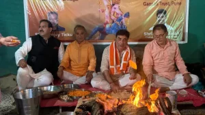 Despite ULC threats, Kashmiri Pandits throng Srinagar's Ganpatyar Temple for Ganesh Chaturthi