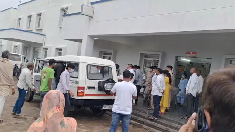 12 Die, Several Fall Ill After Drinking Poisonous Liquor In Madhya Pradesh