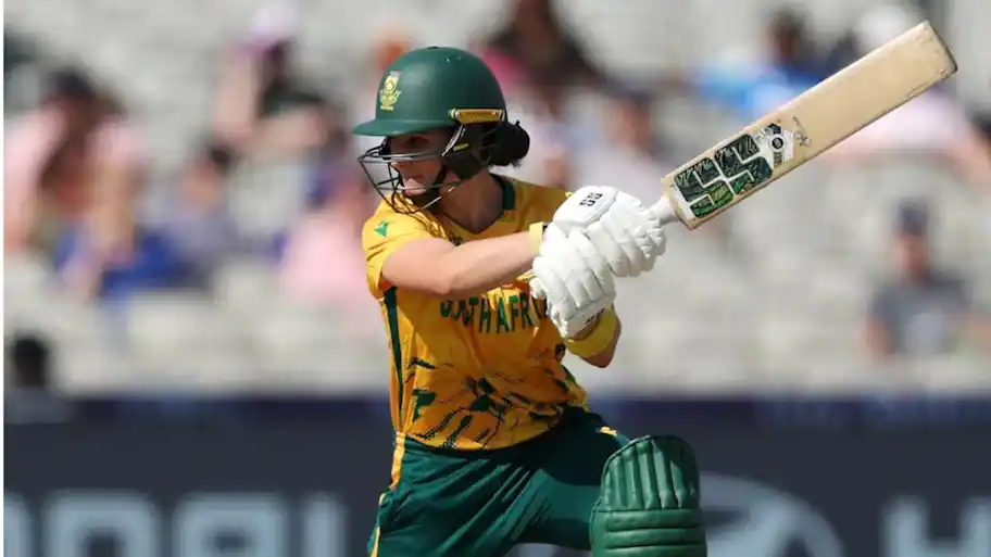 Laura Wolvaardt produced a record-breaking batting display as South Africa completed a 3-0