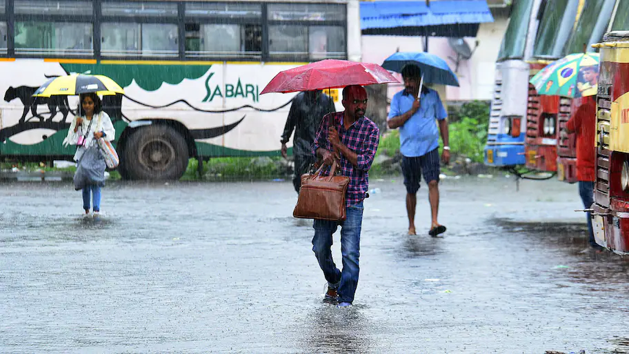 Three dead, several feared swept away in Pookkottumpadam — Kerala flash flood