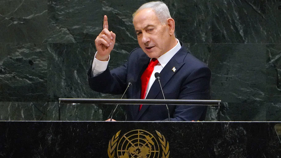 Israeli Prime Minister Benjamin Netanyahu made an unannounced visit to Abu Dhabi and met UAE