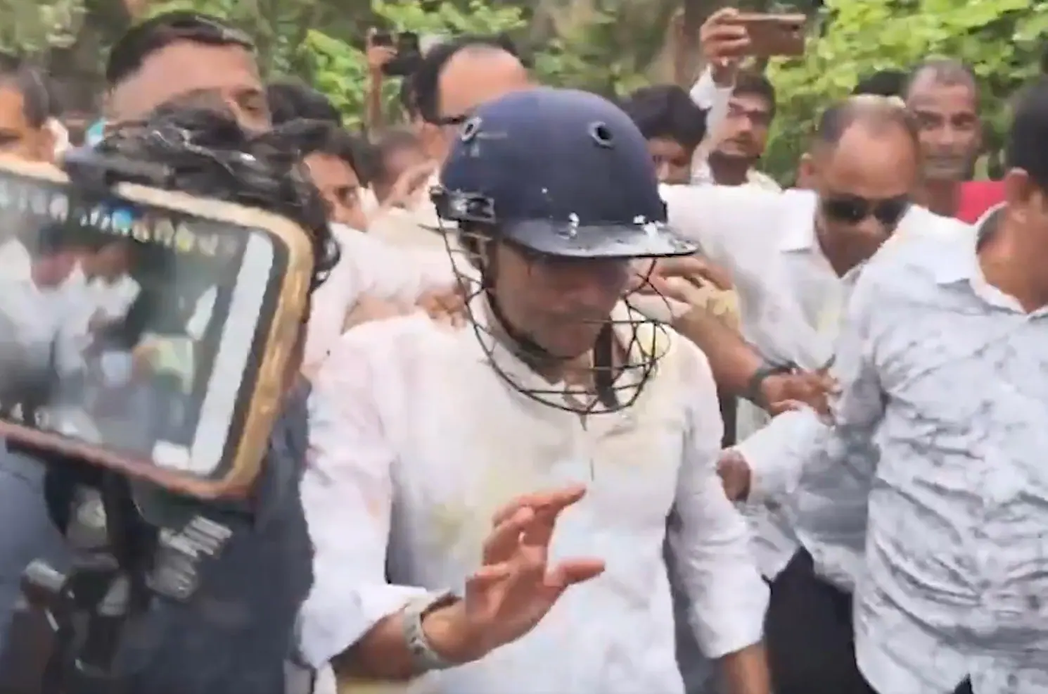 Trinamool MP Abhishek Banerjee wants you to see his scarred confronts