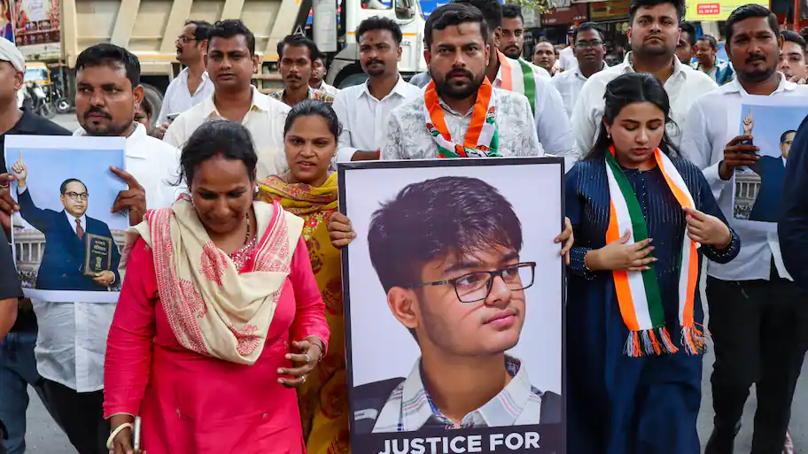 The parents of IIT Bombay student Sahil Wakode held a sit-in protest at Azad Maidan on Thursday