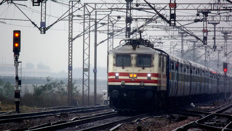 Maharashtra Judge raises concerns over Railways Official Of Contempt Case Over Bedbugs In VIP Room