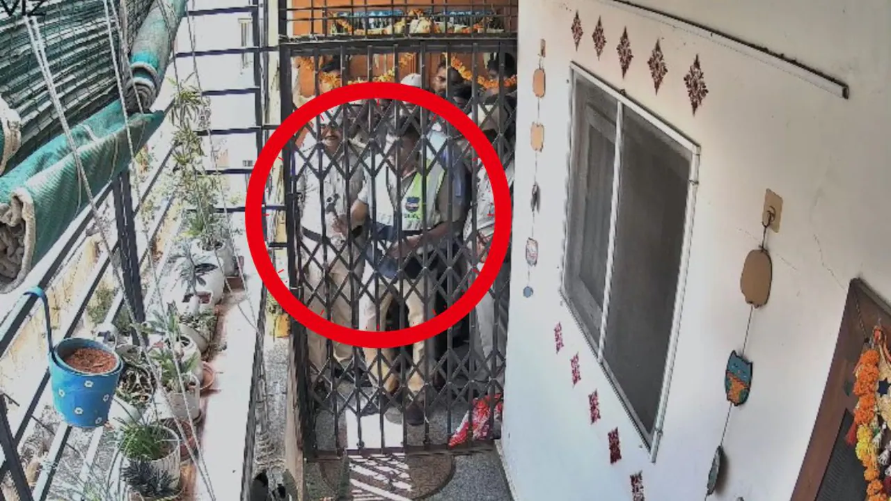 Cops Break Into BRS Leader's Home To Arrest Him, KTR Attacks Rahul Gandhi
