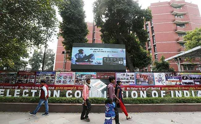 Should Poll Body Appointments Be Referred To Larger Bench? Top Court Split