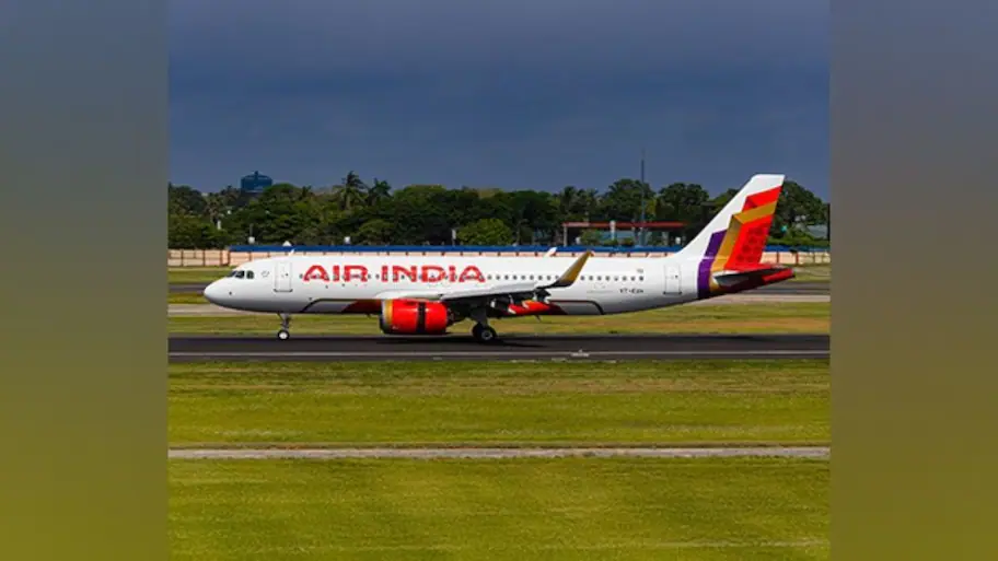 Air India flight AI-1886, travelling from Bhopal to Delhi, made an emergency landing at Jaipur