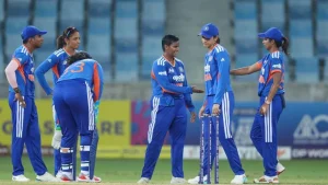 India women invite Hong Kong China cricket team into dressing room, exchange jerseys — Women's Asia