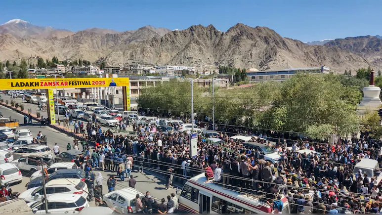 Ladakh Lieutenant Governor Vinai Kumar Saxena on Wednesday announced the withdrawal of criminal