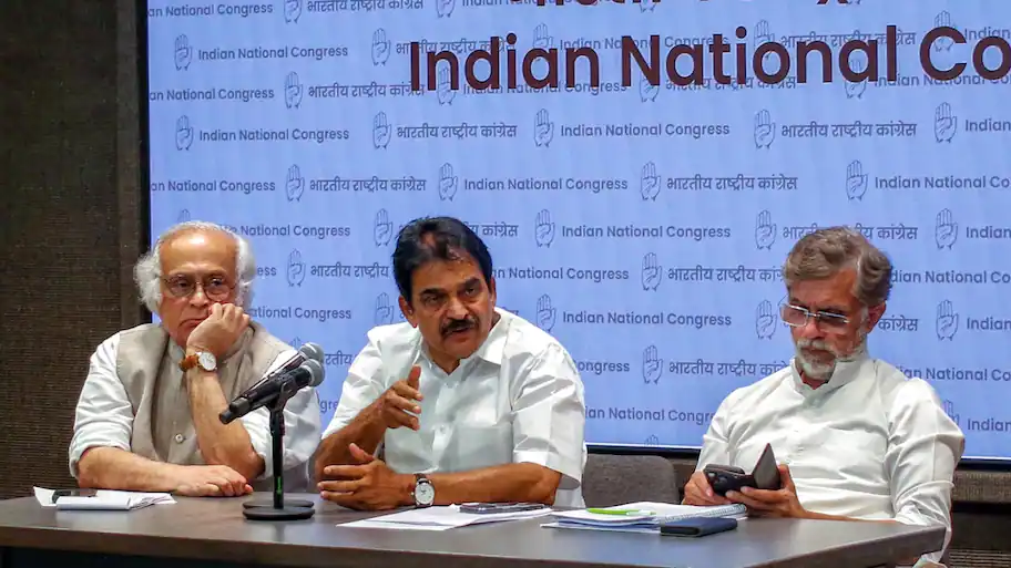 Congress CWC demands Gyanesh Kumar's resignation, suspension of SIR over 'vote chori' row