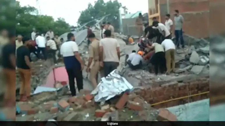 4 Dead, 3 Injured After Cooking Gas Cylinder Blast Collapses House In UP