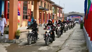 The rally comprises 10 motorcyclists from Jammu and Kashmir Police and five from Ladakh Police