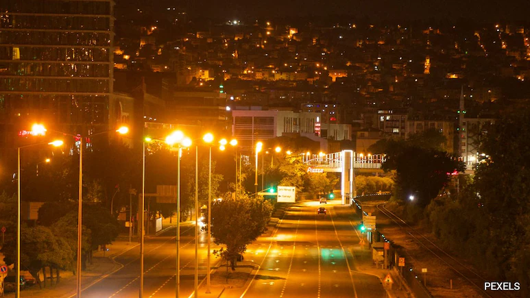 Gurugram To Install Nearly 2,500 Streetlights To Reduce Accident Risk
