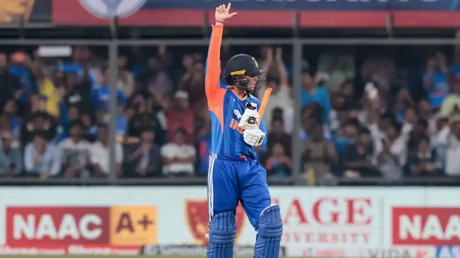 Speaking on Abhishek's rise, Karthik praised the consistency of the batter and hailed him