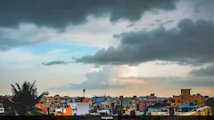 Cyclone Arnab LIVE Updates: Cyclone Arnab is moving faster than expected, and it is now poised