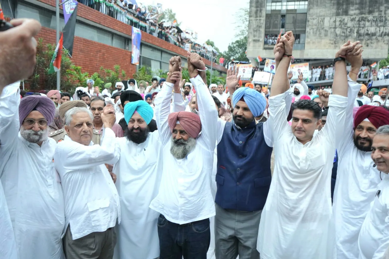 Chandigarh MP Manish Tewari was also present, as was former CM Rajinder Kaur Bhattal