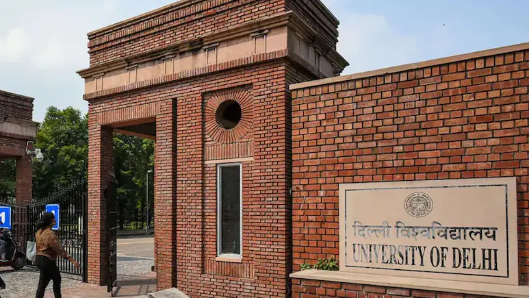Delhi University Student' Murder 'Pre-Planned', Attacker Bought Knife Online